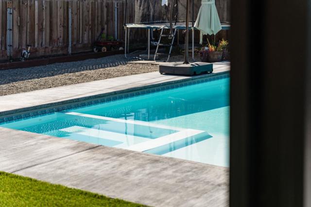 1231 Westward Drive, Hollister CA: https://media.crmls.org/mediaz/abe79fe6-3121-485e-8de0-f2f99f53ed79.jpg