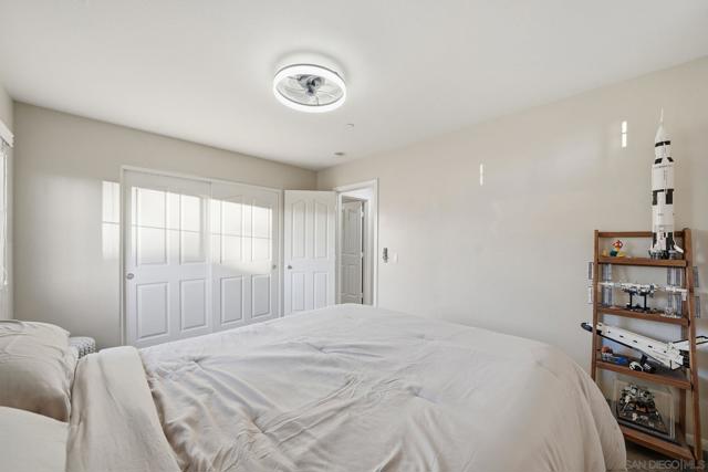 2923 Oro Blanco Cir, Escondido CA: https://media.crmls.org/mediaz/abe81e68-4b31-4622-9c03-e5c7cca7fcb0.jpg