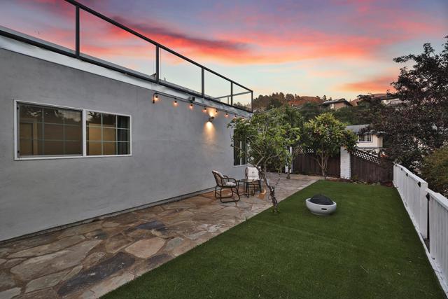 1001 Everglades Drive, Pacifica CA: https://media.crmls.org/mediaz/abe8a8c5-acf1-4363-a2aa-34dbf7d99f41.jpg