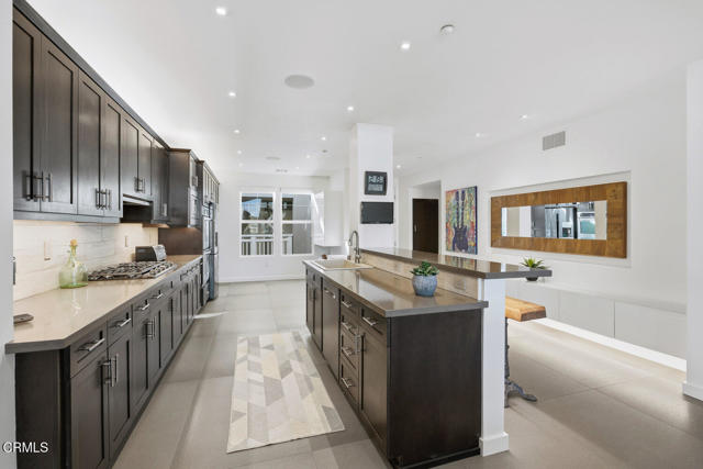 1572 Seabridge Lane, Oxnard CA: https://media.crmls.org/mediaz/abe8f849-e146-465d-8478-6b1e089899d3.jpg