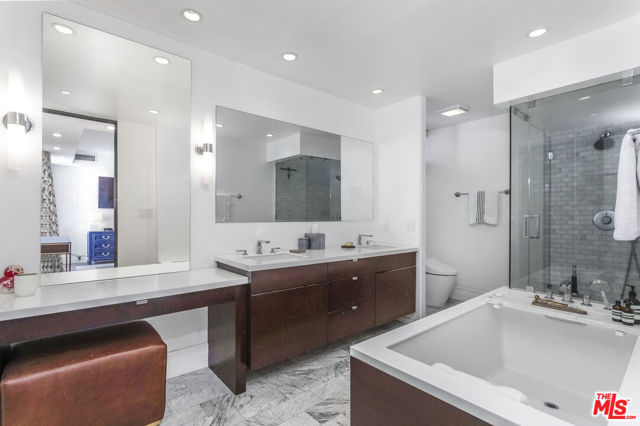 1100 Alta Loma Road, West Hollywood CA: https://media.crmls.org/mediaz/abea504c-3b37-434b-9649-61aa9741b610.jpg
