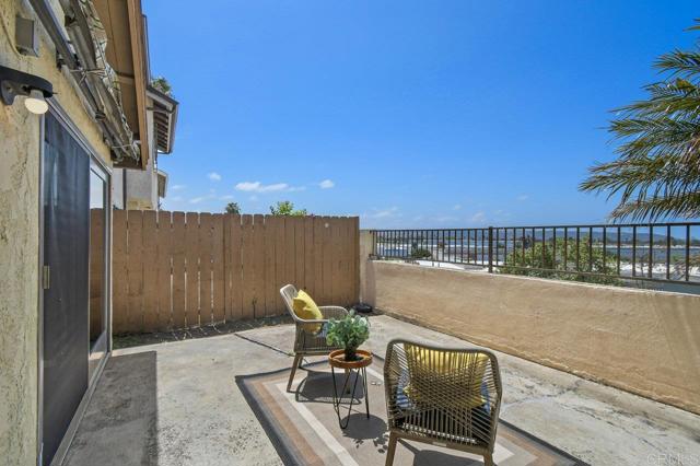 1174 Camino Donaire, San Diego CA: https://media.crmls.org/mediaz/abebbc49-1426-41f1-bc18-d3d6bcca1c43.jpg