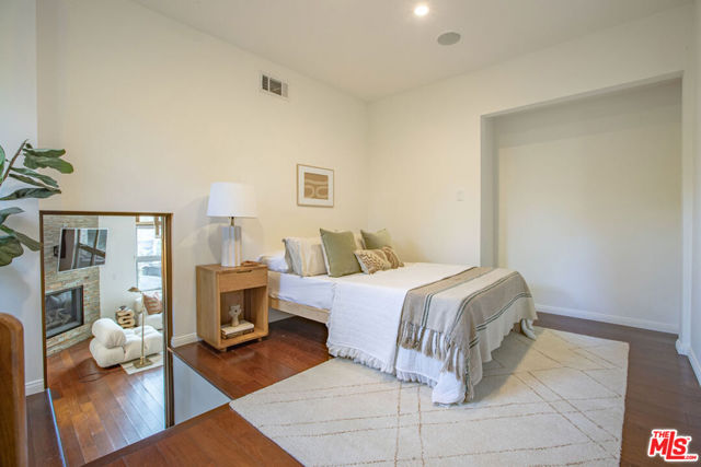 2465 N Gower Street, Los Angeles CA: https://media.crmls.org/mediaz/abebd519-259a-4da1-a060-b0d520f726a5.jpg