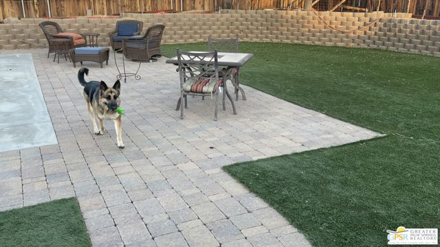 6937 Copper Mountain Road,  CA: https://media.crmls.org/mediaz/abec0328-66ac-4f69-85ef-526f74df62d3.jpg