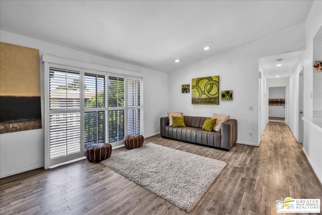 Image 6 of 64 For 31200 Landau Boulevard 1608