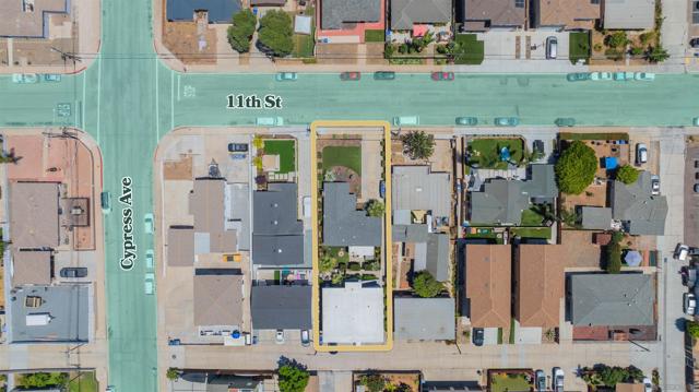 562 564 11Th St, Imperial Beach CA: https://media.crmls.org/mediaz/abed4eeb-4617-4630-8e92-c5eff4bacb14.jpg