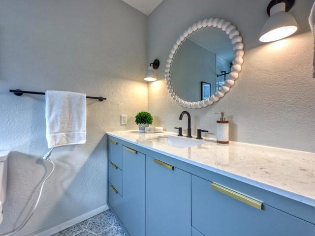 770 Alta Vista Road, Montara CA: https://media.crmls.org/mediaz/abed70d8-b639-4013-8213-0fd484f06770.jpg