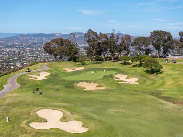 744 Adelaide Circle, Encinitas CA: https://media.crmls.org/mediaz/abedbeac-65b6-4f2e-9feb-72fd1cbd79da.jpg