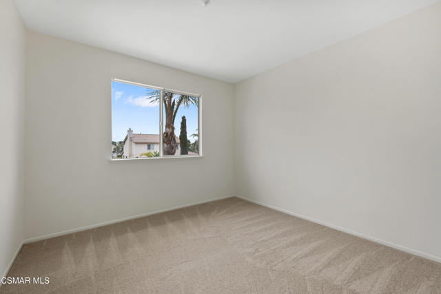 1532 Lorena Drive, Oxnard CA: https://media.crmls.org/mediaz/abee28a9-83a6-430f-a7a0-194334688404.jpg