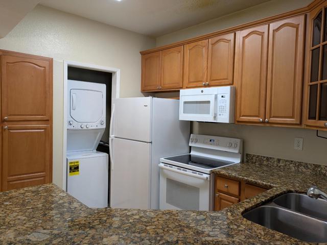 25938 Kay Avenue, Hayward CA: https://media.crmls.org/mediaz/abee5ecf-b587-44a1-8550-29291738426e.jpg