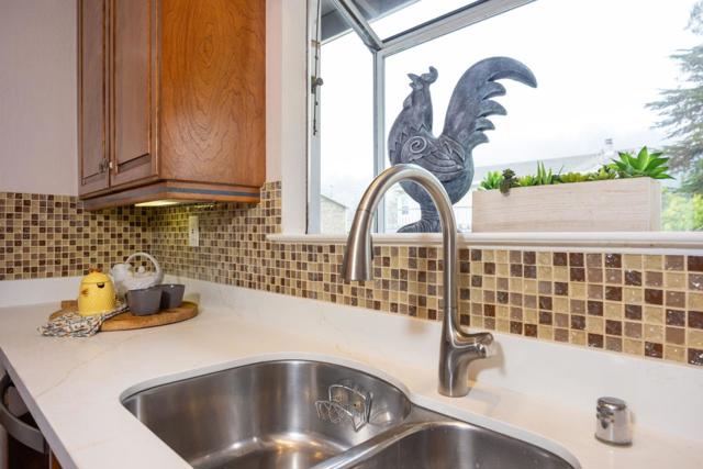 1077 Pearl Avenue, Moss Beach CA: https://media.crmls.org/mediaz/abeefd9e-38cb-4f17-8862-11c694da7c7c.jpg