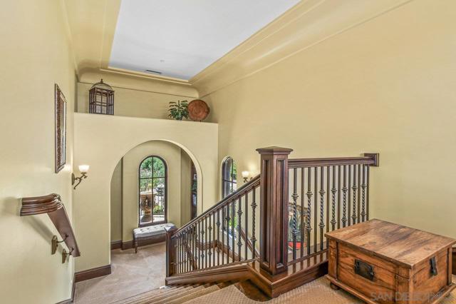 19557 Fortuna Del Este, Escondido CA: https://media.crmls.org/mediaz/abefaa6e-da68-48bf-8d69-5d7f692c3f59.jpg