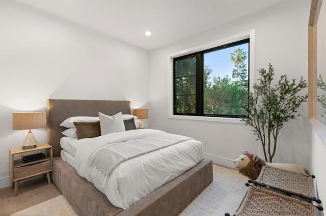 1060 Karen Way, Mountain View CA: https://media.crmls.org/mediaz/abefaeb9-07e0-4c61-8a93-441365425dac.jpg