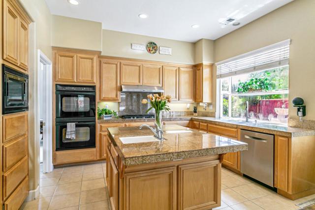 18345 Serra Avenida, Morgan Hill CA: https://media.crmls.org/mediaz/abf05668-0b80-4a08-94a1-3b211c7917f8.jpg