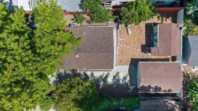 8494 Glen Arbor Road, Ben Lomond CA: https://media.crmls.org/mediaz/abf0a020-adbb-4a37-bae2-a96f1c1c2836.jpg