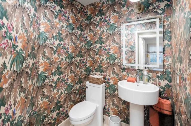 2720 Miranda Avenue, Alamo CA: https://media.crmls.org/mediaz/abf0d1b4-3be1-4bff-9995-8fec1bba34e5.jpg