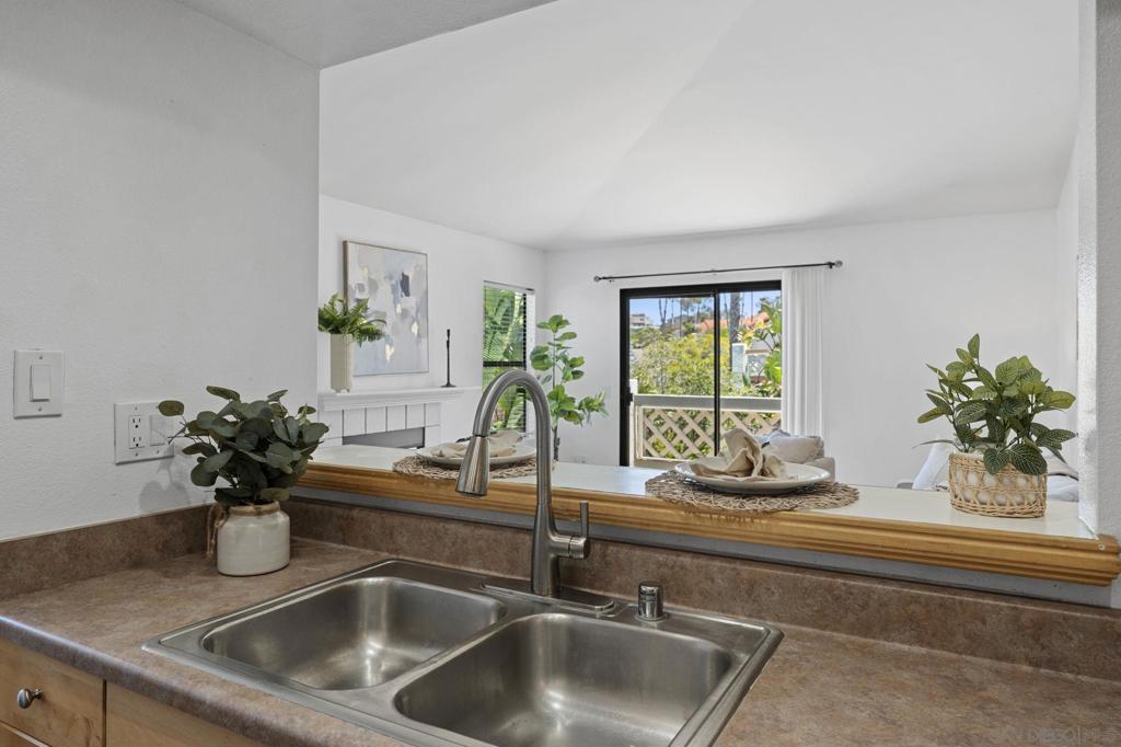 9409 Fairgrove Lane - photo 9