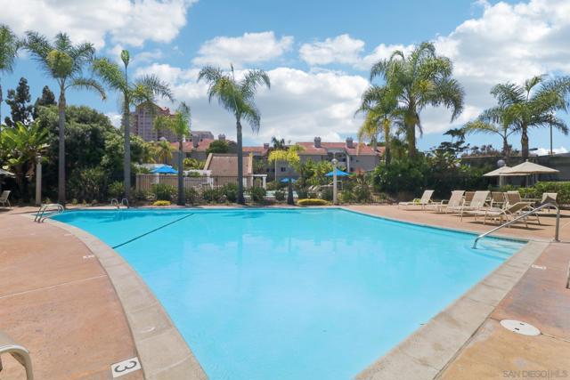 4064 Crystal Dawn Ln, San Diego CA: https://media.crmls.org/mediaz/abf154f7-701f-4032-9fa0-bdac3934cb08.jpg