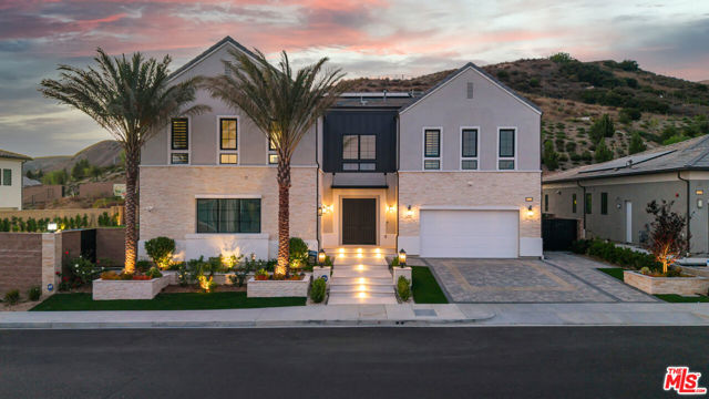 12553 N Ridgeline Road, Porter Ranch CA: https://media.crmls.org/mediaz/abf1c4f4-8816-4d51-9358-9cb17c5684ac.jpg