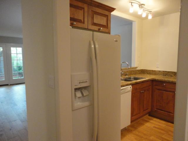 201 Ada Avenue, Mountain View CA: https://media.crmls.org/mediaz/abf1e0d0-c158-429d-9815-dcd14f6474eb.jpg
