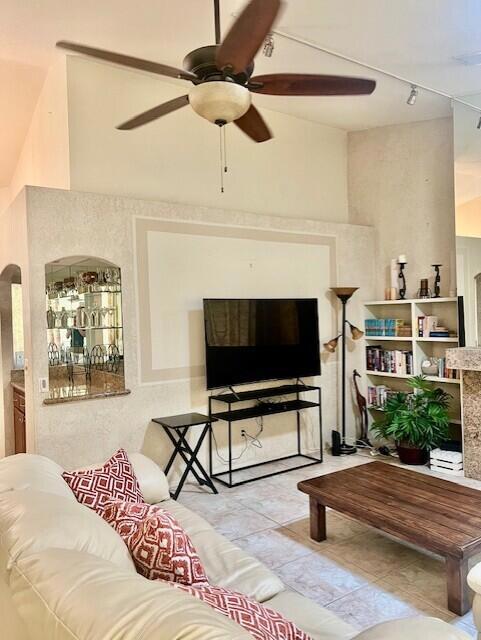 Image 3 of 24 For 76817 Scirocco Road