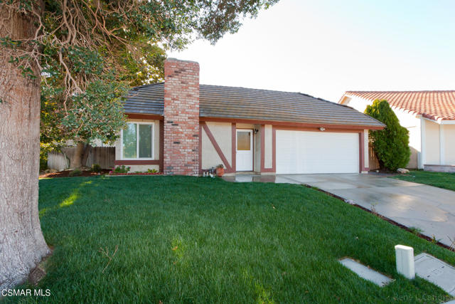 2743 Rustic Glen Drive, Thousand Oaks CA: https://media.crmls.org/mediaz/abf28d20-3123-4983-b8cd-b88d4cd28748.jpg