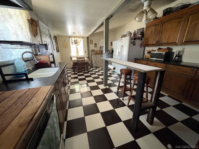 44622 Holtville Ave, Jacumba CA: https://media.crmls.org/mediaz/abf3cb55-6b18-4f3c-b469-2843b6aafc19.jpg