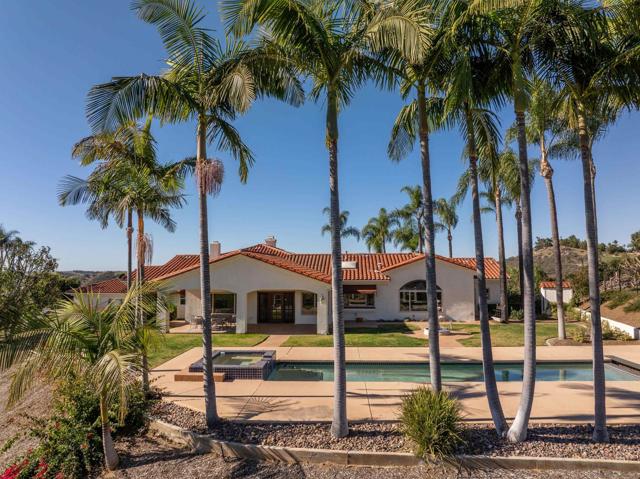 30343 Calle La Reina, Bonsall CA: https://media.crmls.org/mediaz/abf3e2f3-b43e-4d87-942a-4552918ab0a3.jpg