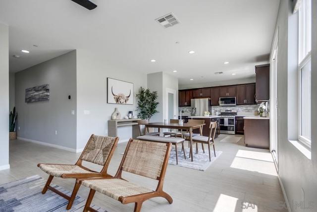 13216 Cuyamaca Vista Dr, Lakeside CA: https://media.crmls.org/mediaz/abf46f2a-1aef-4482-b44e-3aaa1ab96fa8.jpg