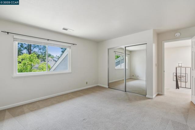 1560 Gilboa Dr, Walnut Creek CA: https://media.crmls.org/mediaz/abf77440-720c-4dd4-85d2-20d336e1c023.jpg