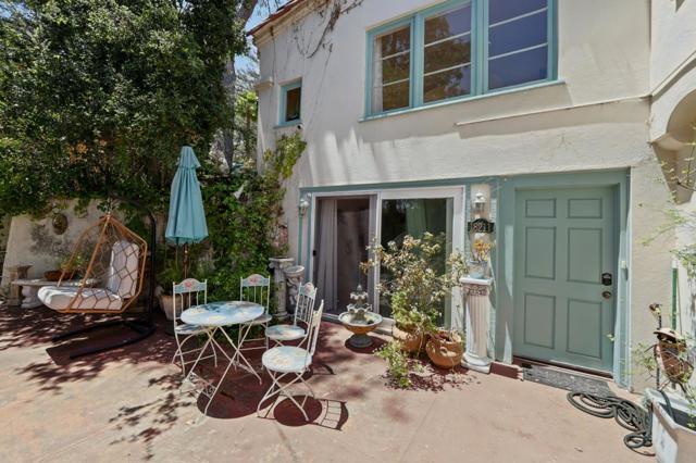 18211 Saratoga Los Gatos Road, Monte Sereno CA: https://media.crmls.org/mediaz/abf7baab-f416-49d9-b18c-44f007e15553.jpg