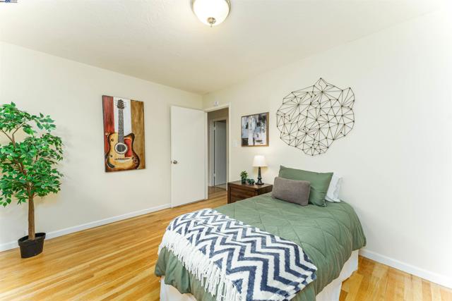 4619 Victoria Ave, Fremont CA: https://media.crmls.org/mediaz/abf7d1d9-74b1-4c18-baf0-3d57346ebca1.jpg