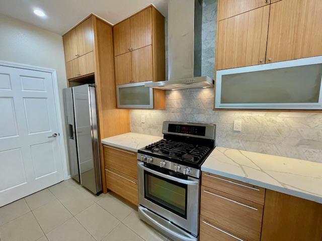 112 Concord Circle, Mountain View CA: https://media.crmls.org/mediaz/abf842eb-a99b-4dab-bb35-e2eb223ce194.jpg