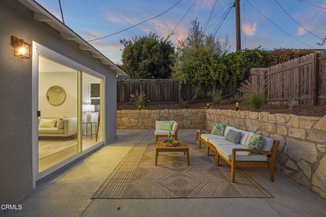 400 Dayloma Avenue, Ventura CA: https://media.crmls.org/mediaz/abf985ea-9b92-46a1-9152-1c1e229b6ce2.jpg