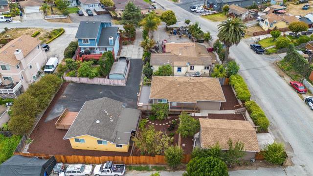 221 Carey Avenue, Freedom CA: https://media.crmls.org/mediaz/abf9a287-08e5-49d3-9d77-e2ce311f7f22.jpg