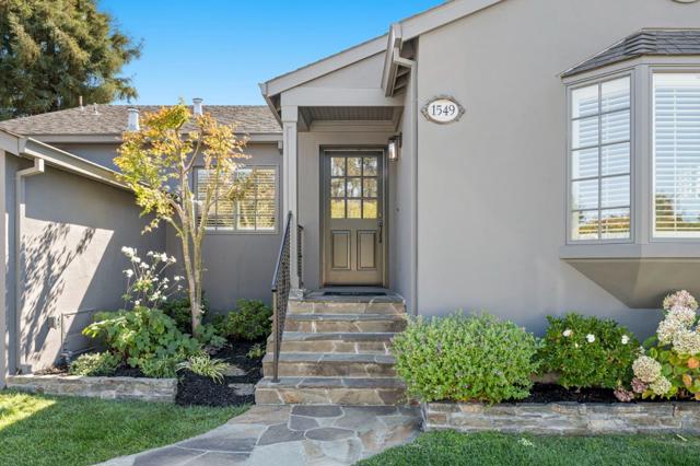 1549 Eastmoor Road, Burlingame CA: https://media.crmls.org/mediaz/abfb3bea-f789-45b3-af11-6a19e458f062.jpg