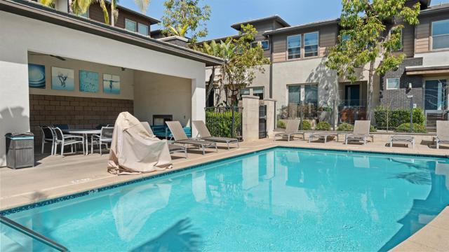 2510 Aperture Circle, San Diego CA: https://media.crmls.org/mediaz/abfb491b-d62e-447d-a83c-68b7a2e0e9c5.jpg