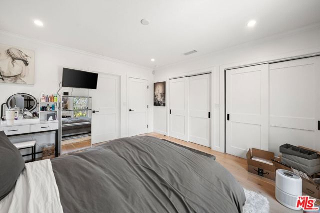 1839 Preuss Road, Los Angeles CA: https://media.crmls.org/mediaz/abfc3e4a-ff4b-4a98-bca2-c9e93d3e6e61.jpg