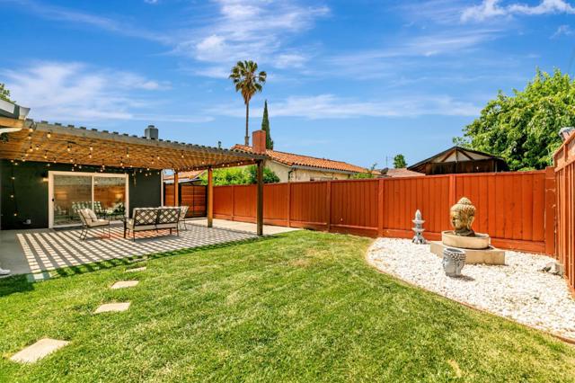 2489 Foxdale Drive, San Jose CA: https://media.crmls.org/mediaz/abfce8c7-a0c2-406f-8b86-2dd6a8f246d4.jpg