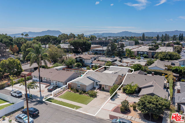 11816 Lemay Street photo 2