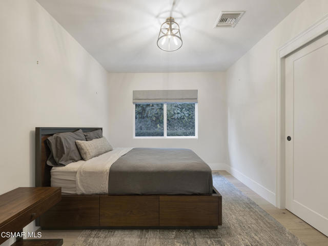 17032 Cotter Place, Encino CA: https://media.crmls.org/mediaz/ac00fcab-4bb1-4ccc-8e4a-658f5910a78c.jpg