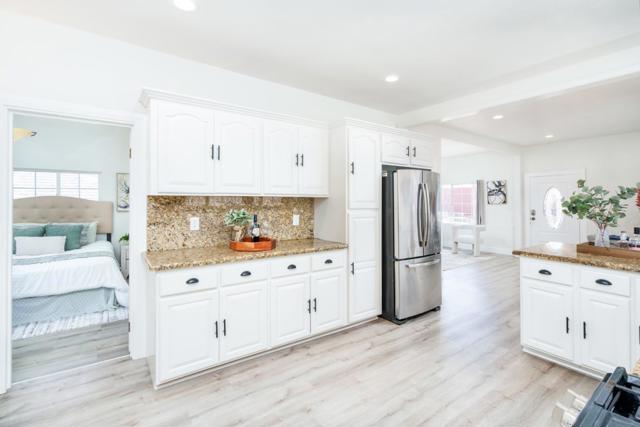 2036 E 20th Street, Oakland CA: https://media.crmls.org/mediaz/ac0176b6-95d8-40cf-87a2-7a585841e64f.jpg