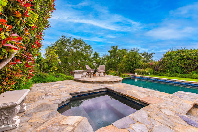4646 Pine Valley Place, Westlake Village CA: https://media.crmls.org/mediaz/ac0283ec-196a-4254-beb2-62756356e9bb.jpg