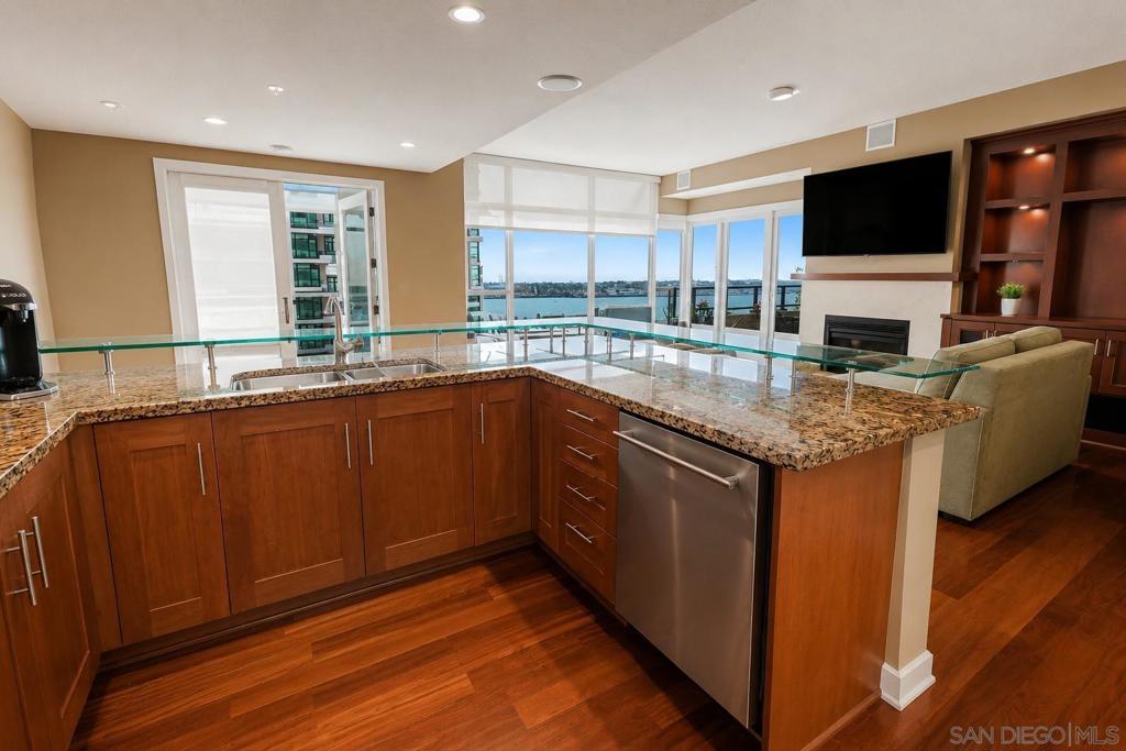 1205 Pacific Hwy - photo 7