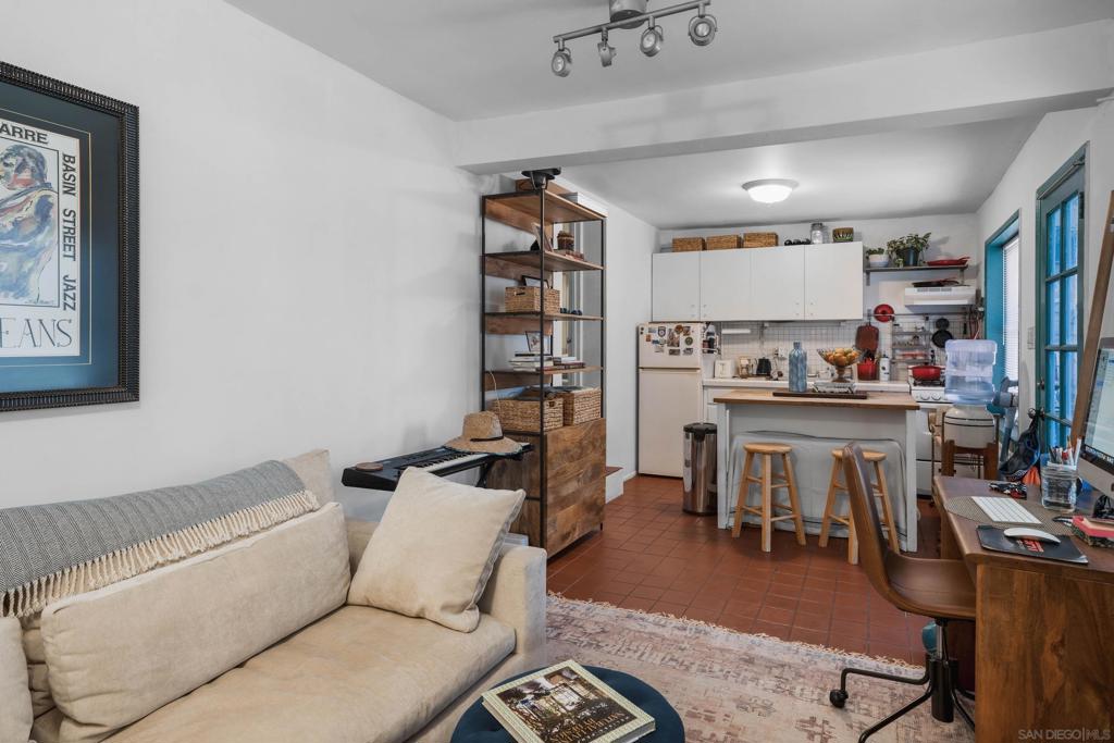 MLS #250039279SD image #41