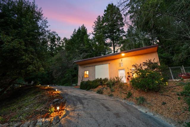 23185 Old Santa Cruz Highway, Los Gatos CA: https://media.crmls.org/mediaz/ac04ee7f-31a6-4aa8-befd-0aebe7d3f9aa.jpg