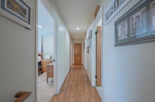 24 Pinehill Way, Monterey CA: https://media.crmls.org/mediaz/ac0527fa-2138-4d92-9d39-d56cb89ec84c.jpg