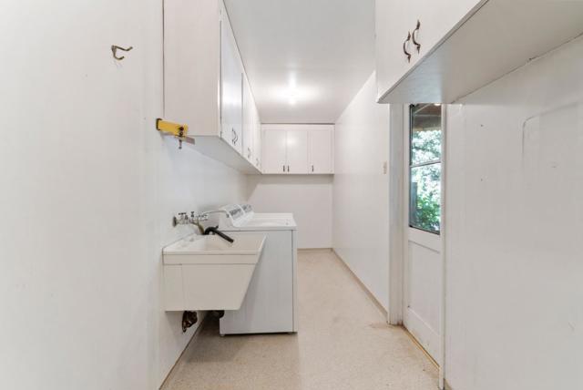 1781 Prune Street, Hollister CA: https://media.crmls.org/mediaz/ac0559a7-947e-42c3-af8a-0be2db069cd9.jpg
