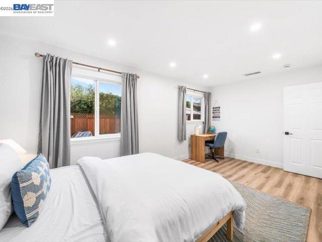 Image 28 of 60 For 1556 Wagoner Dr