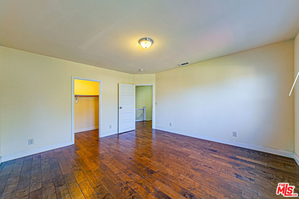 MLS #26866219 image #25
